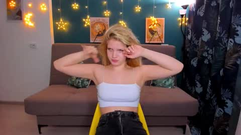 Chloe online show from 02-02-25, 02:34