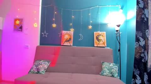 Chloe online show from 02-15-25, 10:11