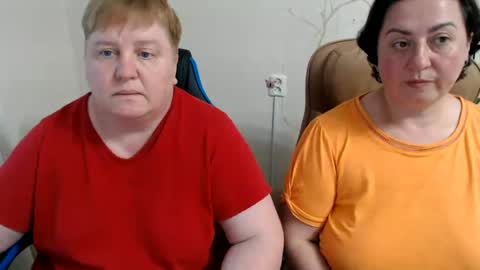 Snapshot of xmollyjanex chatting on 06-14-26, 05:59 XMollyJaneX online show from 06-14-26, 05:59