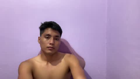 Snapshot of xmoreno_guy69 chatting on 07-08-26, 03:38 SECRET online show from 07-08-26, 03:38