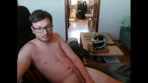 Snapshot of xmxm14 chatting on 05-01-26, 11:48 Max online show from 05-01-26, 11:48