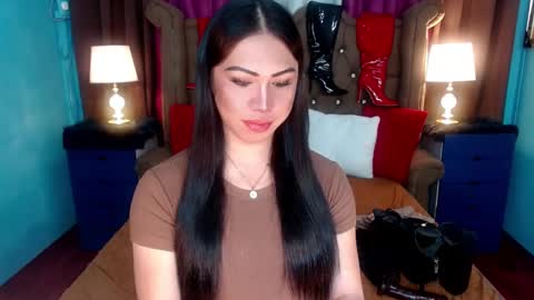 Snapshot of xnaughty_haileyx chatting on 02-02-25, 12:02 Hailey online show from 02-02-25, 12:02