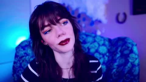 Bella Bondai online show from 10-23-25, 12:43