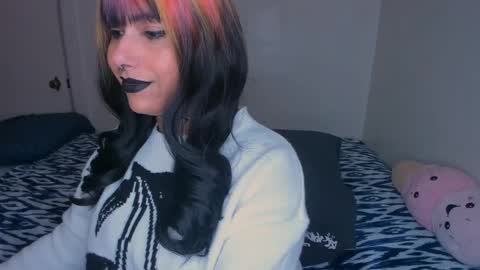 Rae  online show from 02-16-25, 02:20