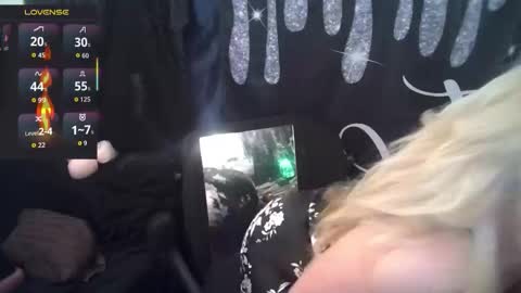 Chloe online show from 02-01-26, 12:42