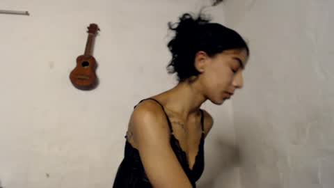 Snapshot of xoxo_natix chatting on 07-14-26, 05:45 xoxo_natix online show from 07-14-26, 05:45