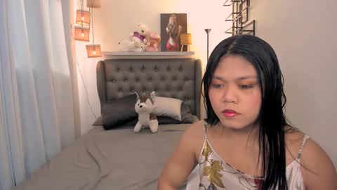 xoxoalyssa69 online show from 10-21-25, 08:04