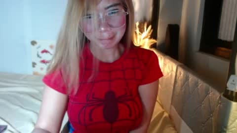 Snapshot of xpinaygirlwild chatting on 06-13-26, 04:54 GRACE online show from 06-13-26, 04:54