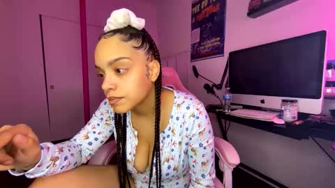 Snapshot of xstargazingx chatting on 12-04-25, 07:17 xStarGazingx online show from 12-04-25, 07:17