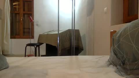 Snapshot of xstonerxxx chatting on 12-03-25, 04:27 xstonerxxx online show from 12-03-25, 04:27