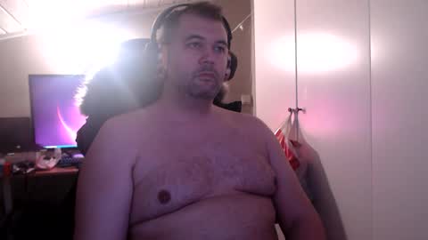 Snapshot of xtmartin chatting on 12-18-25, 05:41 SlaveTrainingToServe86 online show from 12-18-25, 05:41