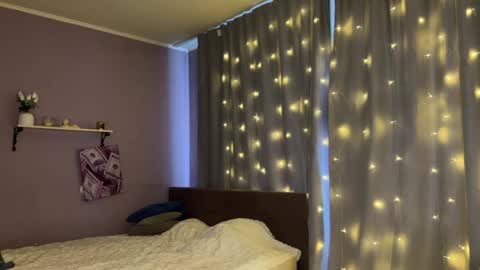 Milana online show from 05-12-26, 04:20