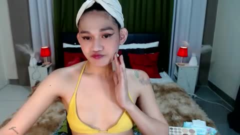 xtspetitehugecock online show from 02-24-26, 04:32