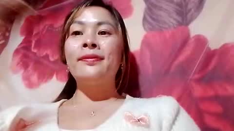 Snapshot of xuxulove00 chatting on 12-20-25, 01:07 xuxulove00 online show from 12-20-25, 01:07