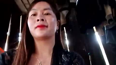 Snapshot of xuxulove00 chatting on 05-06-26, 01:14 xuxulove00 online show from 05-06-26, 01:14