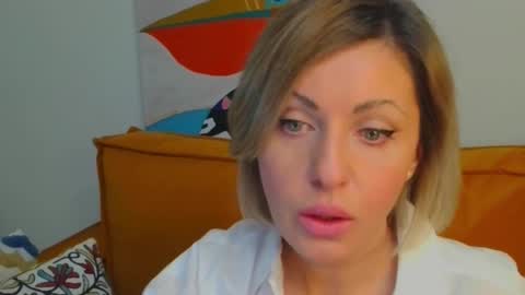 Snapshot of xvaleriax0 chatting on 02-06-26, 06:11 xvaleriax0 online show from 02-06-26, 06:11