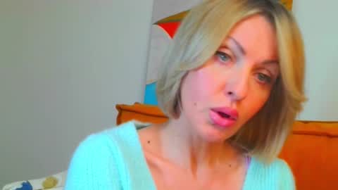 Snapshot of xvaleriax0 chatting on 02-13-26, 06:37 xvaleriax0 online show from 02-13-26, 06:37