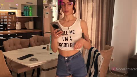 FrancyStepmom and YStepson    INTERESTED IN A GIRL-GIRL COLLABORATION  TEXT ME HERE  or INSTAGRAM online show from 03-14-26, 12:43