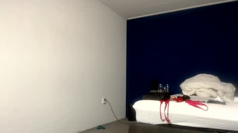 Snapshot of xx19hornyxx chatting on 12-27-24, 06:03 max online show from 12-27-24, 06:03