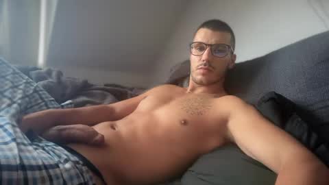 Snapshot of xx6davdov9xx chatting on 07-18-26, 07:34 davdo online show from 07-18-26, 07:34