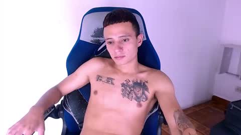 Snapshot of xx_kike_xx chatting on 12-15-25, 12:42 K I K E online show from 12-15-25, 12:42