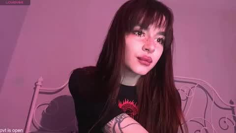 Lily online show from 12-22-25, 03:14