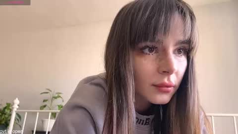 Lily online show from 03-06-26, 12:01