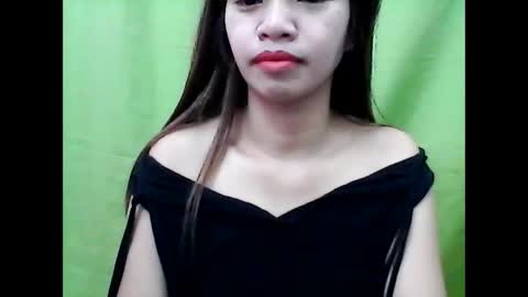 Snapshot of xx_winwin_xx chatting on 02-22-25, 03:01 Mariel online show from 02-22-25, 03:01