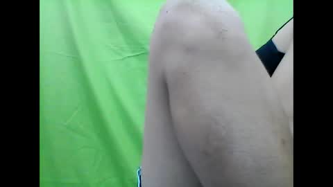 Snapshot of xx_winwin_xx chatting on 09-18-25, 02:13 Mariel online show from 09-18-25, 02:13