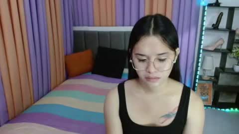 CHLOES ROOM online show from 11-08-25, 06:02