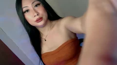 Snapshot of xxexpensive_candy chatting on 02-12-26, 11:33 Janae online show from 02-12-26, 11:33