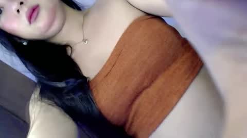 Snapshot of xxexpensive_candy chatting on 02-19-26, 01:23 Janae online show from 02-19-26, 01:23