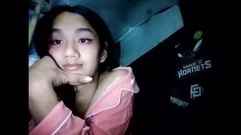 Snapshot of xxgoddessofsatisfactionxx chatting on 01-28-25, 06:49 Sophie online show from 01-28-25, 06:49