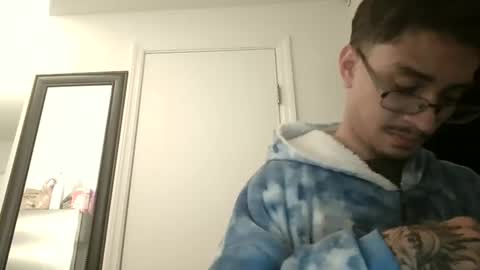 Snapshot of xxjasoneecxx chatting on 02-12-25, 03:51 XxJasoneecxX online show from 02-12-25, 03:51