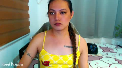 Snapshot of xxjulielovesyouxx chatting on 07-10-26, 01:03 July online show from 07-10-26, 01:03