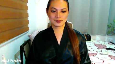 Snapshot of xxjulielovesyouxx chatting on 07-17-26, 06:46 July online show from 07-17-26, 06:46