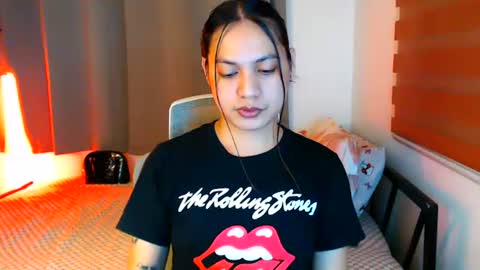 Snapshot of xxjulielovesyouxx chatting on 07-29-26, 01:20 July online show from 07-29-26, 01:20