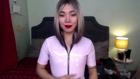 Kagura online show from 12-14-24, 11:01