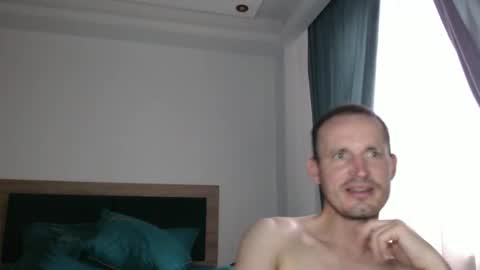 Snapshot of xxlchaz_bonner chatting on 05-16-26, 05:01 Bonner online show from 05-16-26, 05:01