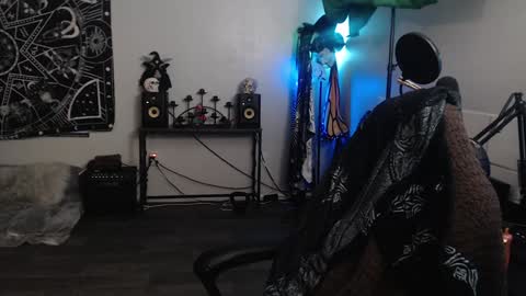 Snapshot of xxlilithmoonxx chatting on 01-30-25, 06:03 Lilith online show from 01-30-25, 06:03