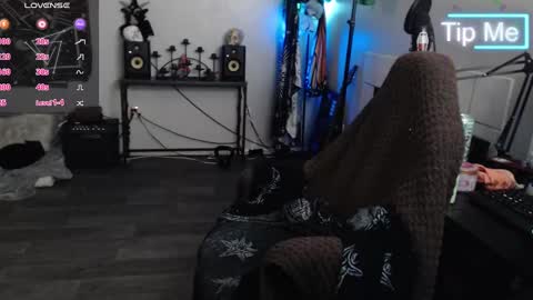 Snapshot of xxlilithmoonxx chatting on 02-10-25, 03:46 Lilith online show from 02-10-25, 03:46