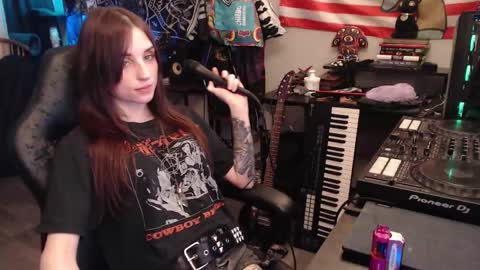 Snapshot of xxlilithmoonxx chatting on 09-20-25, 03:07 Lilith online show from 09-20-25, 03:07