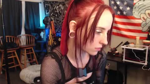 Snapshot of xxlilithmoonxx chatting on 11-23-25, 03:39 Lilith online show from 11-23-25, 03:39