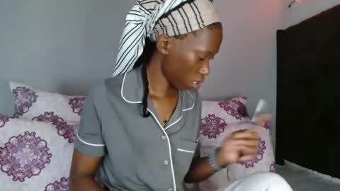 xxsexytalia28 online show from 01-17-26, 10:53