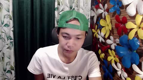 Snapshot of xxskinny_alonzoxx chatting on 10-04-25, 07:12 Ali online show from 10-04-25, 07:12