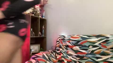 Snapshot of xxsweetbellafox chatting on 09-25-25, 10:46 kisses online show from 09-25-25, 10:46