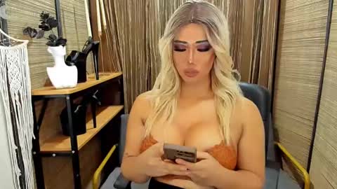 xxtastefullayeshaxx online show from 01-15-25, 11:43