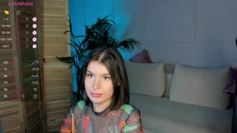 Snapshot of xxviktoryqueenxx chatting on 12-06-24, 12:56 Vi online show from 12-06-24, 12:56
