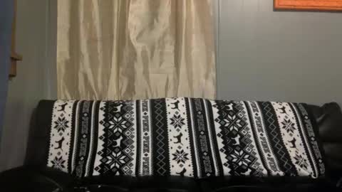 Snapshot of xxvizzyxx chatting on 11-22-25, 06:56 Vizzy online show from 11-22-25, 06:56