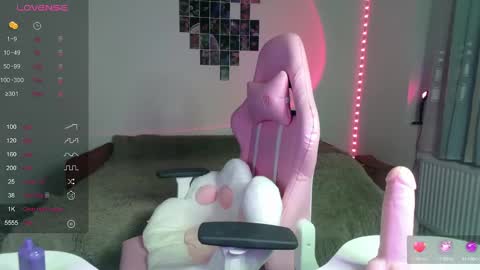 Pretty online show from 12-09-24, 05:41